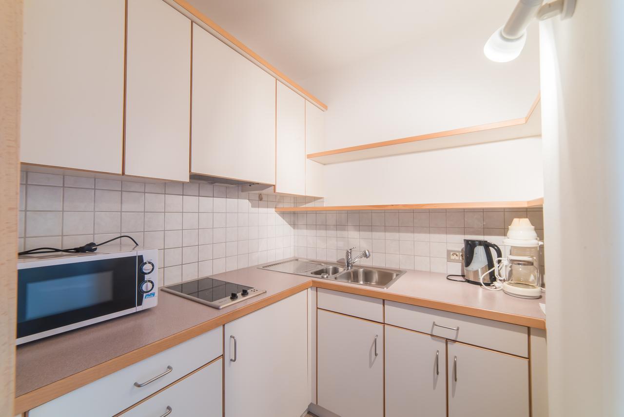Pension Apartments Pardell 卡斯泰尔贝洛 外观 照片